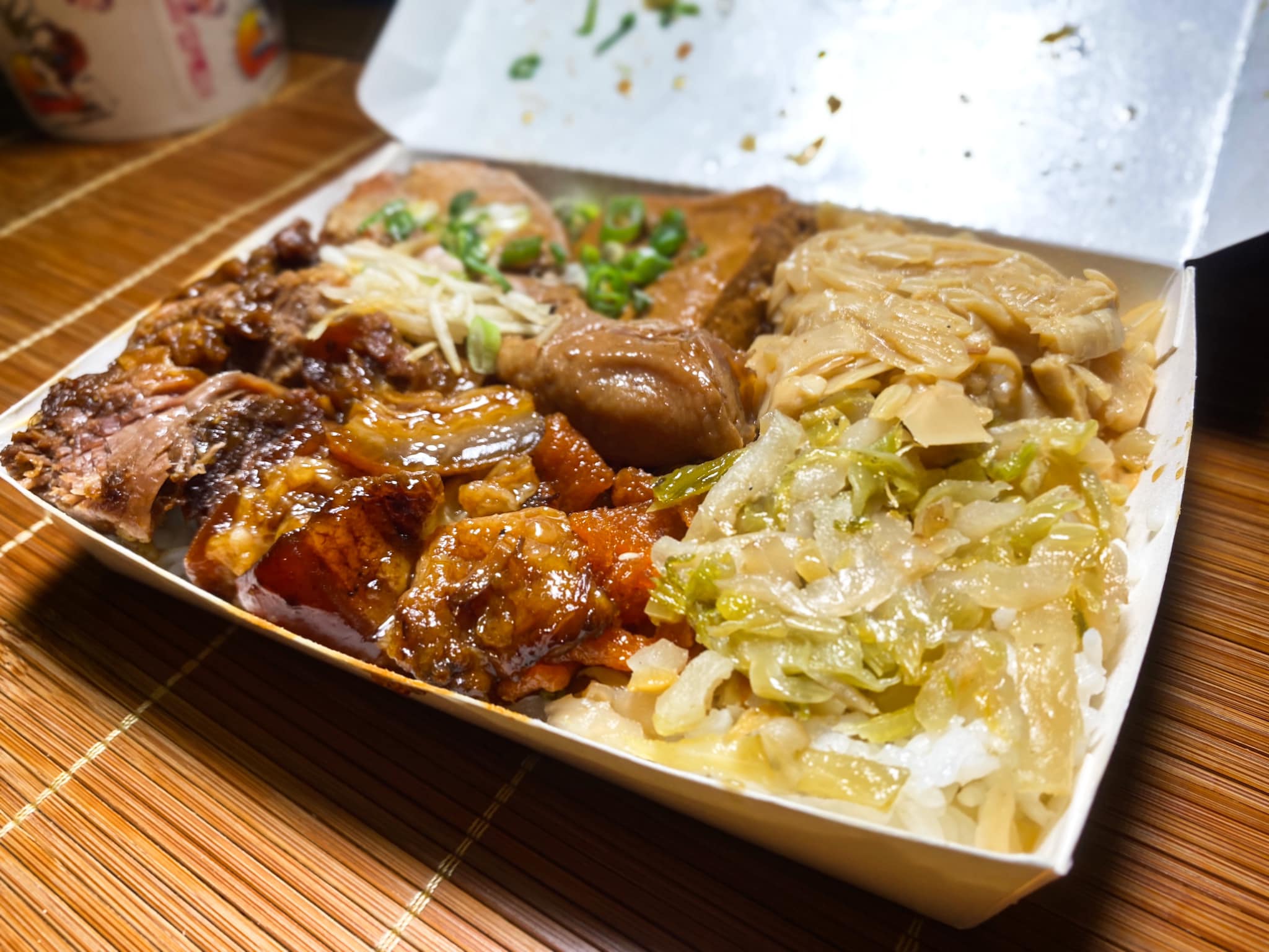 大四囍腿庫飯