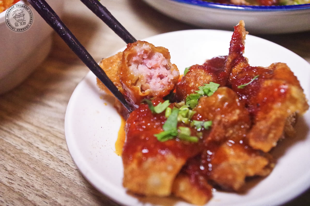 內湖炒飯 炸餛飩3