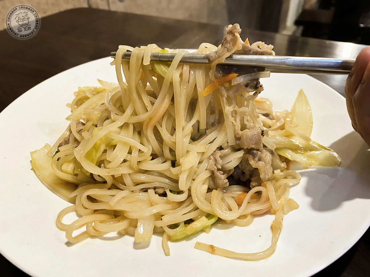 5牛肉炒河粉2